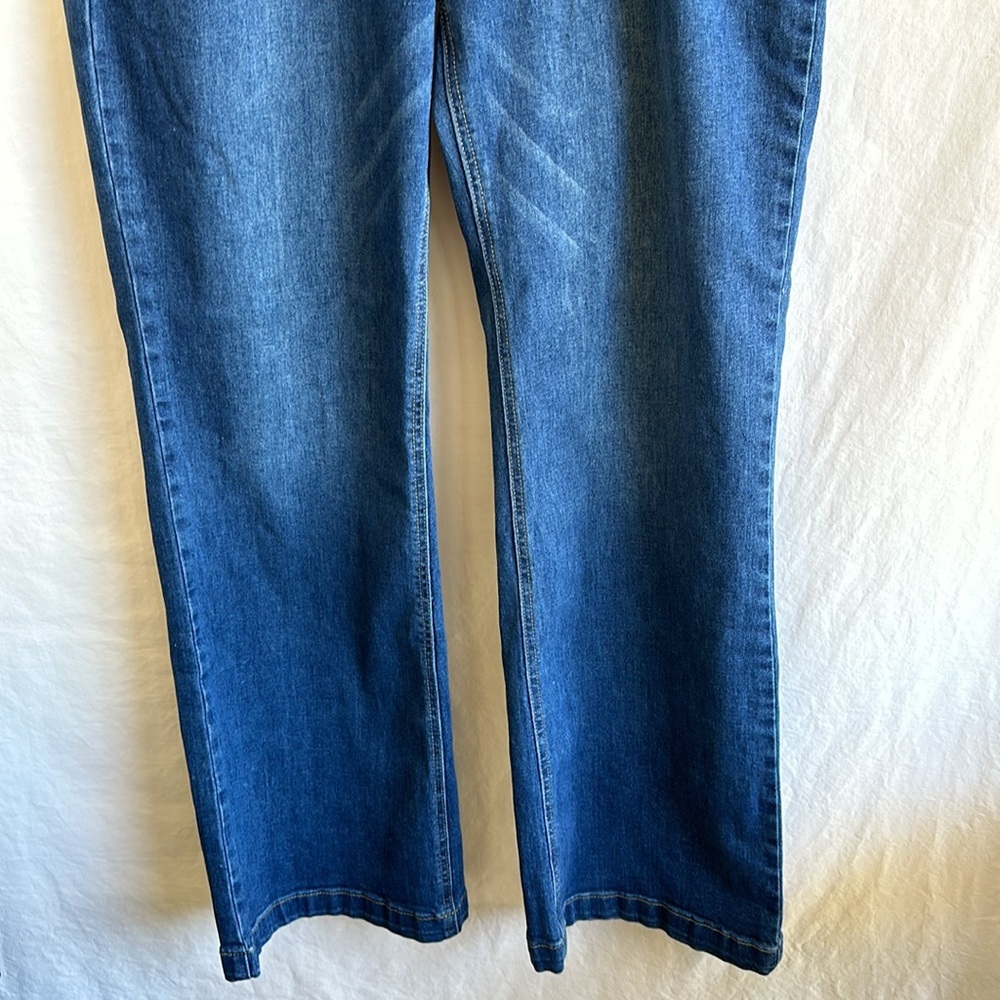 Wide leg blue jeans, size 14 - Picture 2 of 9